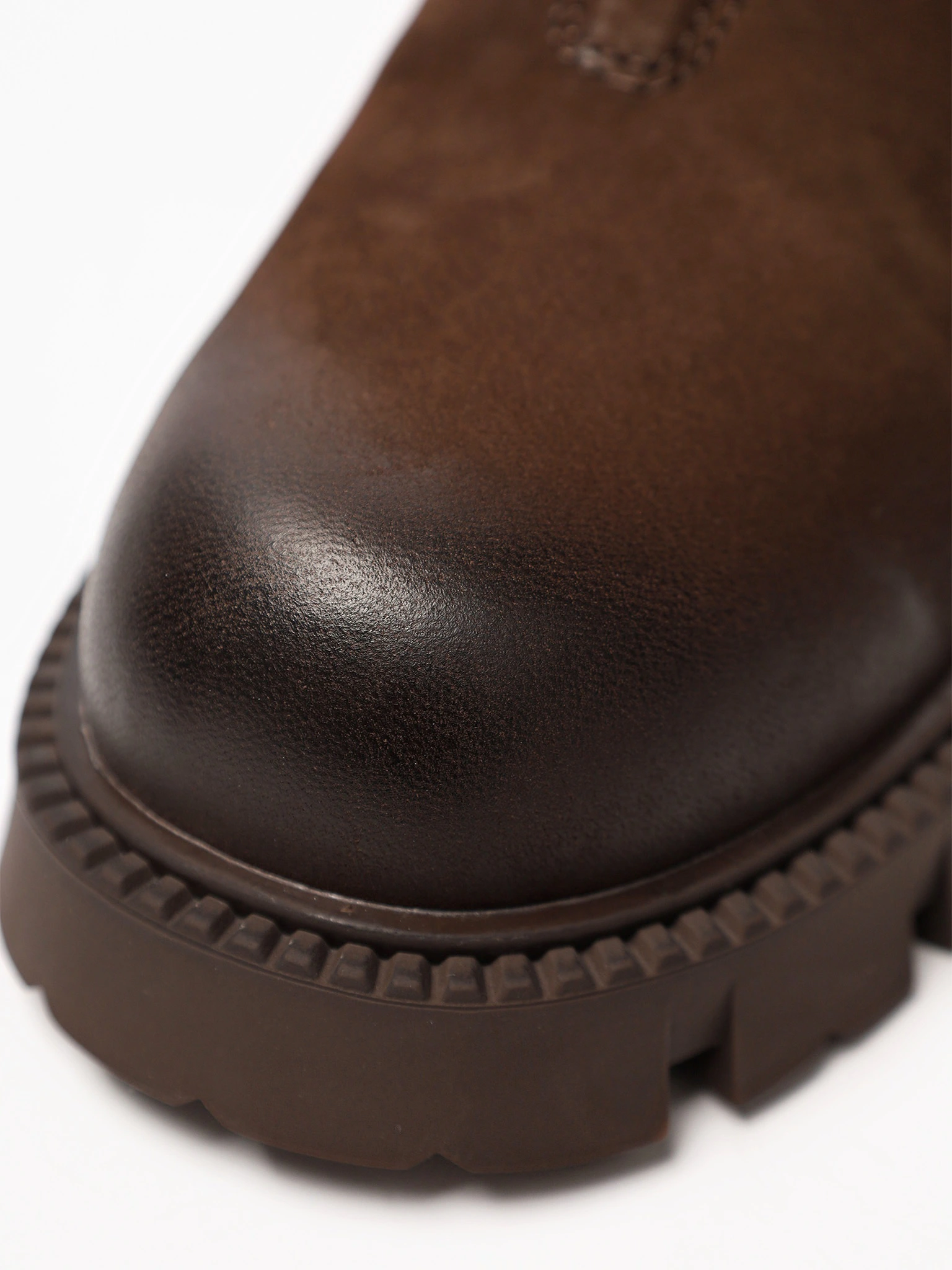 Ботинки коричневого цвета с декоративной молнией спереди